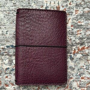 Chic Sparrow Pocket Deluxe